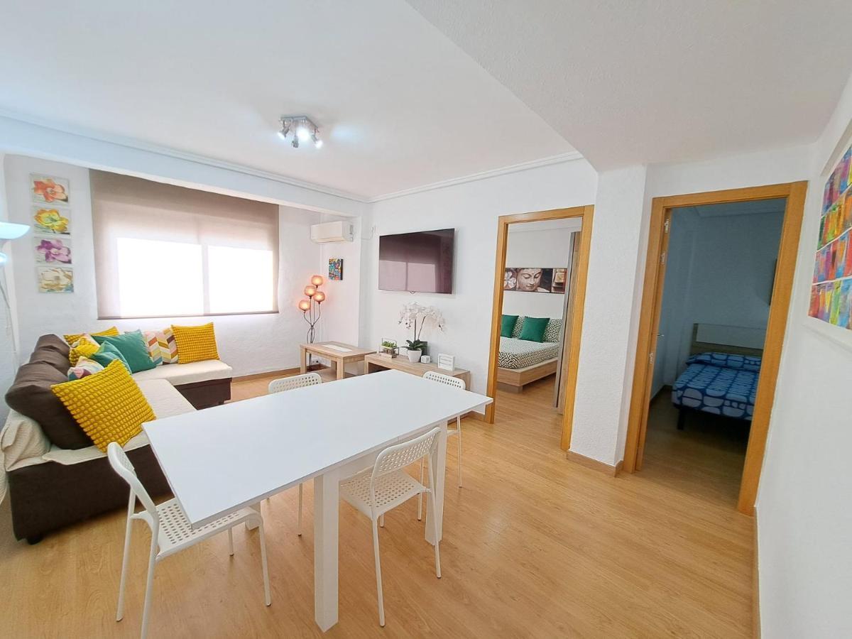 Centrico Apartamento En Valencia Proximo Parada De Metro Angel Guimera Exterior photo