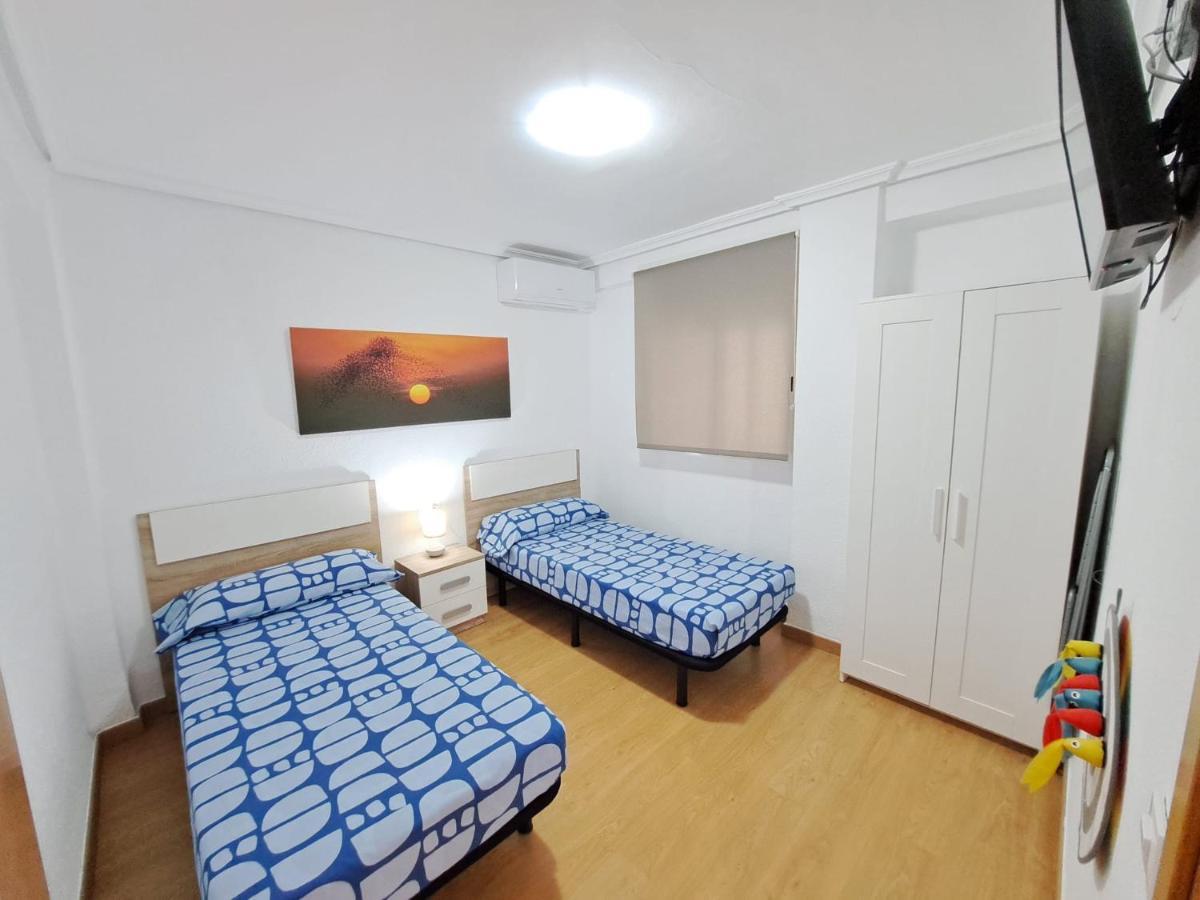 Centrico Apartamento En Valencia Proximo Parada De Metro Angel Guimera Exterior photo