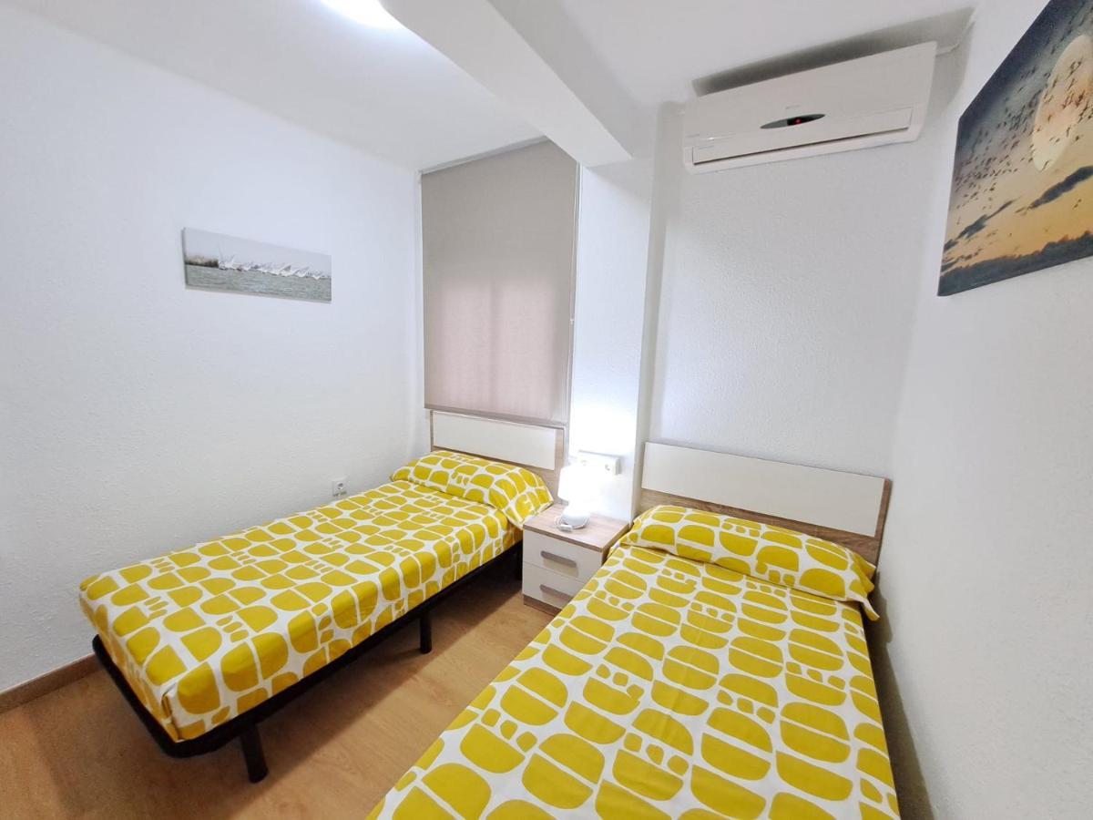 Centrico Apartamento En Valencia Proximo Parada De Metro Angel Guimera Exterior photo