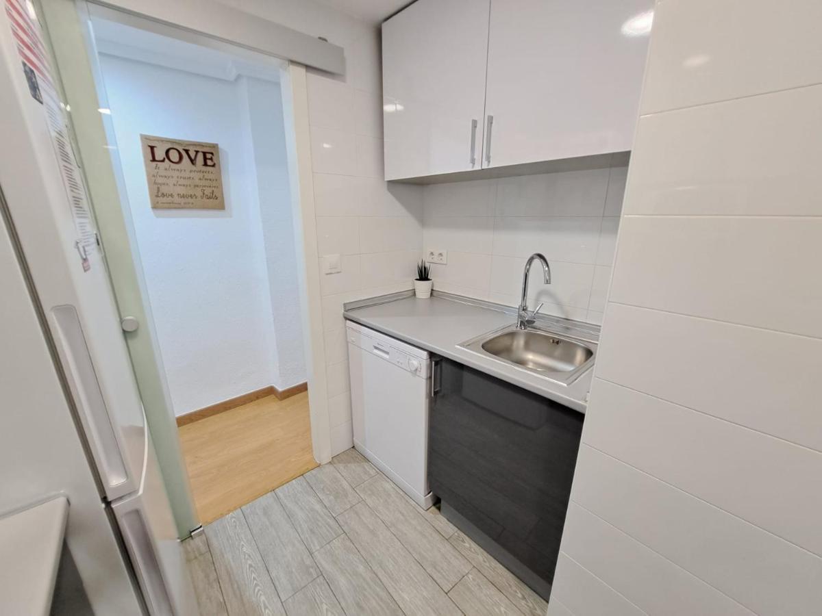 Centrico Apartamento En Valencia Proximo Parada De Metro Angel Guimera Exterior photo